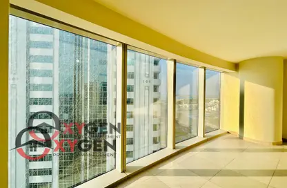 Apartment - 2 Bedrooms - 3 Bathrooms for rent in Shining Towers - Al Khalidiya - Abu Dhabi