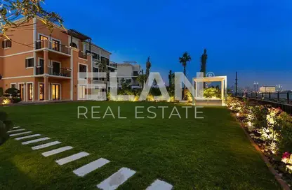 Villa - 5 Bedrooms - 6 Bathrooms for rent in Sur La Mer - La Mer - Jumeirah - Dubai