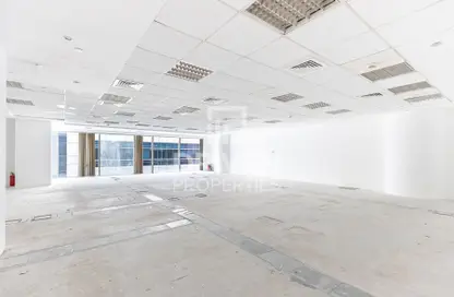 Office Space - Studio for rent in EIB 04 Building - Dubai Media City - Dubai