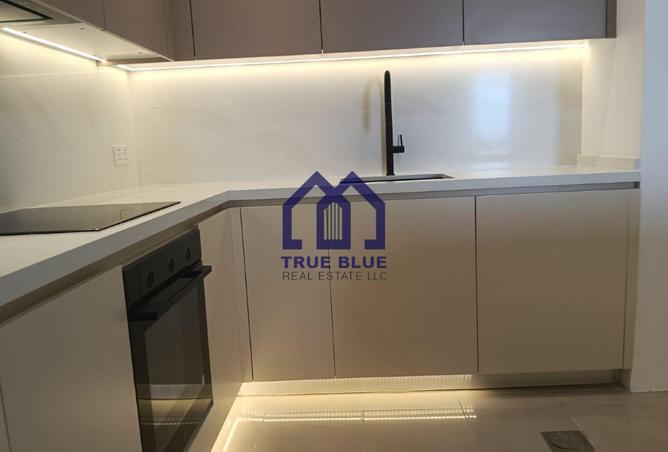 15953000 - Property Image 3