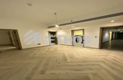 Apartment - 1 Bedroom - 2 Bathrooms for rent in Empire Residence - Jumeirah Village Circle - Dubai