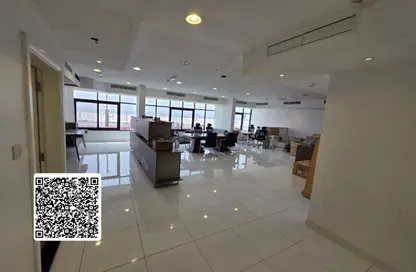 Office Space - Studio - 1 Bathroom for rent in Cornish Tower - Al Rumaila - Ajman