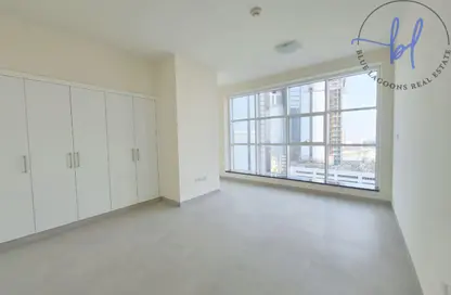 Apartment - 2 Bedrooms - 2 Bathrooms for rent in Marina Arcade Tower - Dubai Marina - Dubai