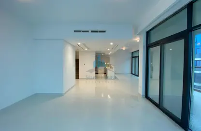 Duplex - 3 Bedrooms - 5 Bathrooms for rent in Al Hattan Residence - Al Raha Beach - Abu Dhabi