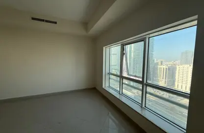 Apartment - 3 Bedrooms - 4 Bathrooms for rent in Al Majaz 1 - Al Majaz - Sharjah