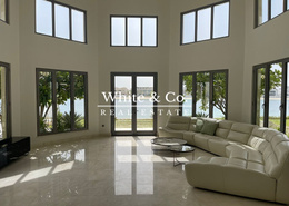 Villa - 6 bedrooms - 7 bathrooms for rent in Signature Villas Frond O - Signature Villas - Palm Jumeirah - Dubai