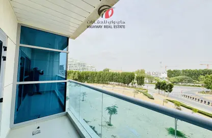 شقة - غرفة نوم - 2 حمامات للايجار في بارادايس فيو 2 - مجان - دبي لاند - دبي