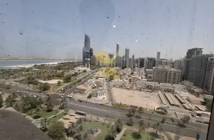 Apartment - 4 Bedrooms - 5 Bathrooms for rent in Khalidiya Towers - Al Khalidiya - Abu Dhabi