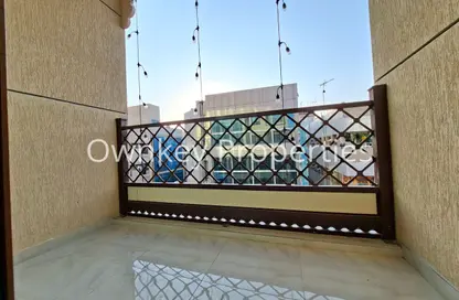 شقة - 1 حمام للايجار في شارع الفهيدي - السوق الكبير - بر دبي - دبي