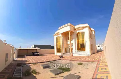 Outdoor Building image for: Villa - 4 Bedrooms - 5 Bathrooms for rent in Al Khawaneej 2 - Al Khawaneej - Dubai, Image 1