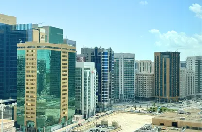 شقة - 1 حمام للايجار في برج الجوهرة - شارع الكورنيش - أبوظبي