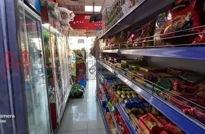 متجر - استوديو للايجار في الكرامة - دبي