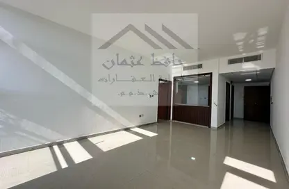 Apartment - 1 Bedroom - 2 Bathrooms for rent in Al Najda Street - Abu Dhabi