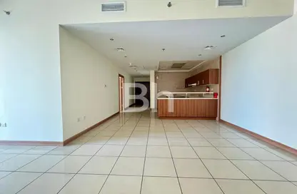 Apartment - 1 Bedroom - 2 Bathrooms for sale in Sulafa Tower - Dubai Marina - Dubai