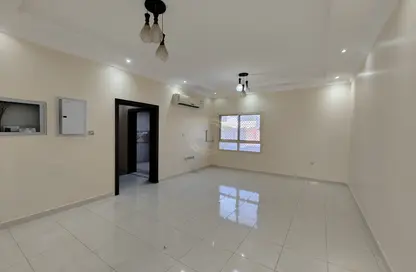 Apartment - 2 Bedrooms - 2 Bathrooms for rent in Al Zaafaran - Al Khabisi - Al Ain