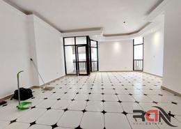 Apartment - 3 bedrooms - 3 bathrooms for rent in Lake View Tower - Corniche Road - Abu Dhabi