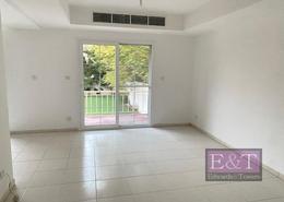 Villa - 2 bedrooms - 2 bathrooms for rent in Springs 11 - The Springs - Dubai