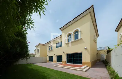 Villa - 4 Bedrooms - 5 Bathrooms for rent in Legacy - Jumeirah Park - Dubai