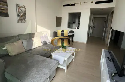 Apartment - 1 Bedroom - 2 Bathrooms for sale in Binghatti Crest - Jumeirah Village Circle - Dubai