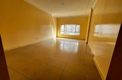 Apartment - 3 Bedrooms - 3 Bathrooms for rent in Al Majaz 3 - Al Majaz - Sharjah