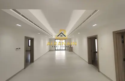 Villa - 5 Bedrooms - 7 Bathrooms for rent in Al Zaafaran - Al Khabisi - Al Ain