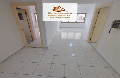 Hall / Corridor image for: Apartment - 1 Bedroom - 2 Bathrooms for rent in Zig Zag Building - Tourist Club Area - Abu Dhabi, Image 1