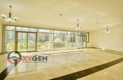 Apartment - 3 Bedrooms - 3 Bathrooms for rent in Garden View Tower - Khalifa Street - Abu Dhabi