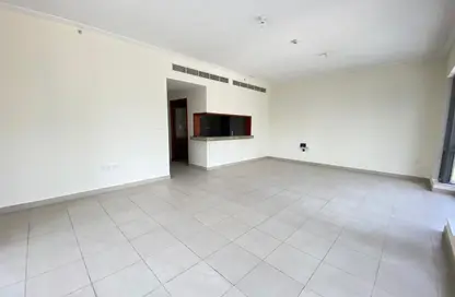 Apartment - 2 Bedrooms - 3 Bathrooms for rent in South Ridge 6 - South Ridge - Downtown Dubai - Dubai