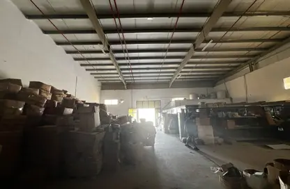 Warehouse - Studio - 1 Bathroom for rent in Umm Al Thuoob - Umm Al Quwain