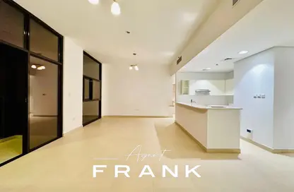 Apartment - 2 Bedrooms - 3 Bathrooms for rent in Iris Amber - Al Jaddaf - Dubai