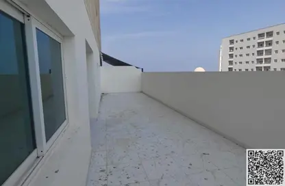 Apartment - 2 Bedrooms - 2 Bathrooms for rent in Ajman Corniche Residences - Ajman Corniche Road - Ajman