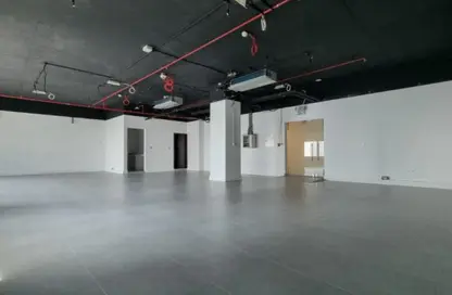Office Space - Studio - 1 Bathroom for sale in Iris Bay - Business Bay - Dubai