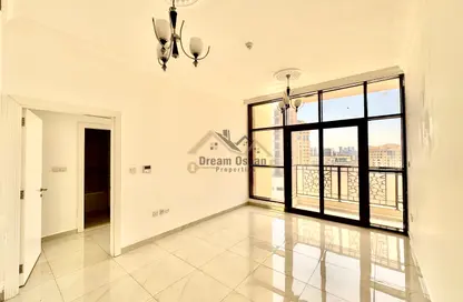 Apartment - 1 Bedroom - 2 Bathrooms for rent in Dome Tower - Al Jaddaf - Dubai