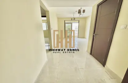 Apartment - 1 Bedroom - 2 Bathrooms for rent in Muwailih Building - Muwaileh - Sharjah