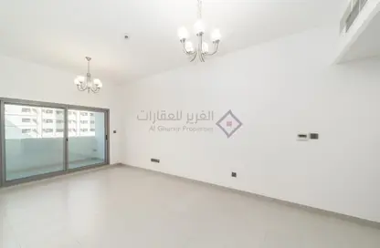 Apartment - 1 Bedroom - 2 Bathrooms for rent in Al Muraqqabat - Deira - Dubai