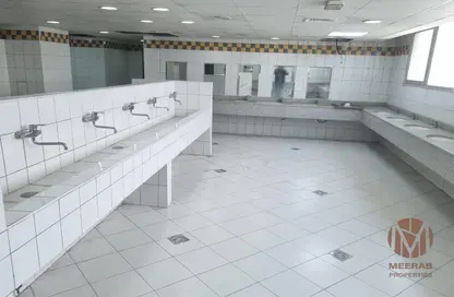Labor Camp - Studio - 4 Bathrooms for rent in Jebel Ali Industrial 1 - Jebel Ali Industrial - Jebel Ali - Dubai