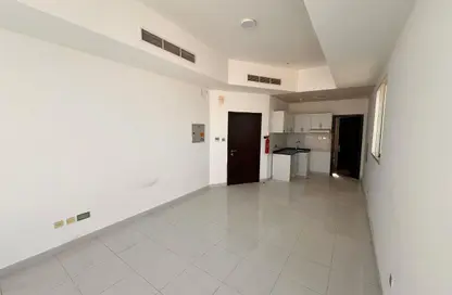 Apartment - Studio - 1 Bathroom for rent in Al Rawda 3 Villas - Al Rawda 3 - Al Rawda - Ajman Apartment - Studio - 1 Bathroom for rent in Al Rawda 3 Villas - Al Rawda 3 - Al Rawda - Ajman