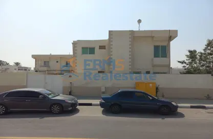 Outdoor Building image for: Villa - 5 Bedrooms - 4 Bathrooms for rent in Al Hazana - Al Riqqa - Sharjah, Image 1