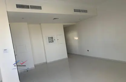 Townhouse - 3 Bedrooms - 4 Bathrooms for rent in Juniper - Damac Hills 2 - Dubai