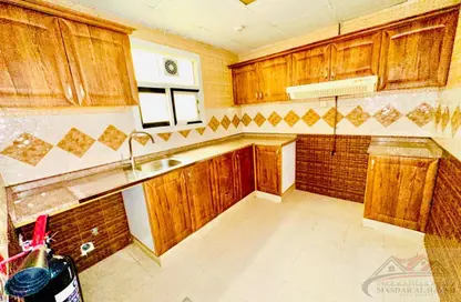Apartment - 2 Bedrooms - 2 Bathrooms for rent in Al Shamsi 2 - Muwaileh Commercial - Sharjah