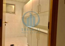 صورةمطبخ لـ: شقة - 2 غرف نوم - 3 حمامات للكراء في برج بينونة 1 - شارع الكورنيش - أبوظبي, صورة 1