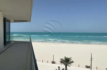 شقة - 3 غرف نوم - 4 حمامات للايجار في ممشى السعديات - منطقة السعديات الثقافية - جزيرة السعديات - أبوظبي