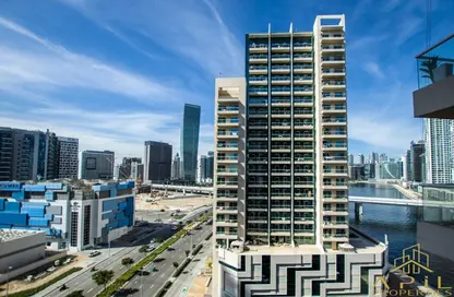 شقة - غرفة نوم - 1 حمام للبيع في برج ماي فير - الخليج التجاري - دبي