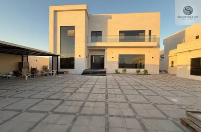 Villa - 5 Bedrooms - 7+ Bathrooms for rent in Wadi Alshabak - Dubai