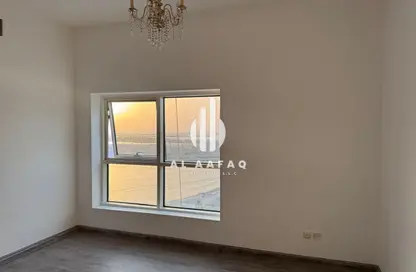 Apartment - 3 Bedrooms - 4 Bathrooms for rent in Al Khan Corniche - Al Khan - Sharjah