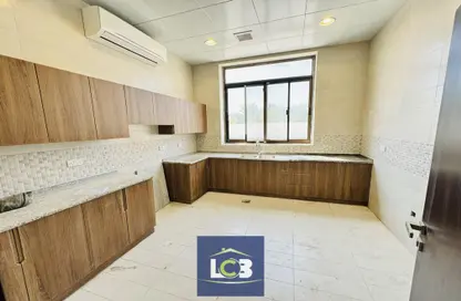 Apartment - 3 Bedrooms - 3 Bathrooms for rent in Mohamed Bin Zayed City Villas - Mohamed Bin Zayed City - Abu Dhabi