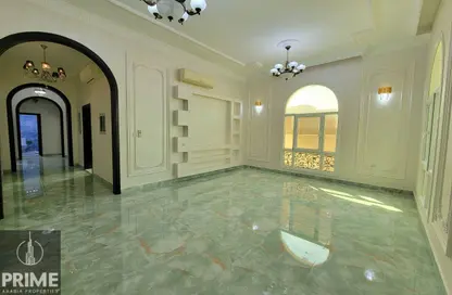 Apartment - 3 Bedrooms - 3 Bathrooms for rent in Khalifa City A Villas - Khalifa City A - Khalifa City - Abu Dhabi