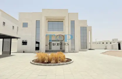 Villa - 5 Bedrooms - 7 Bathrooms for rent in Hazza Al Boush - Al Yahar - Al Ain