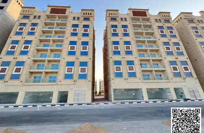 شقة - 2 غرف نوم - 3 حمامات للبيع في قرية الاميرة - الياسمين - عجمان