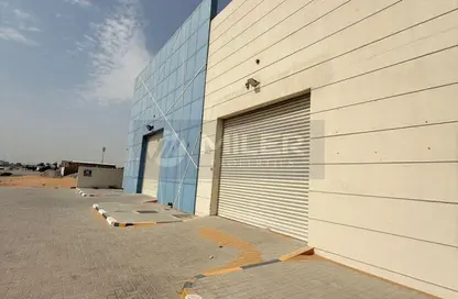 مستودع - استوديو - 8 حمامات للايجار في آلصجعه - الشارقة مستودع - استوديو - 8 حمامات للايجار في آلصجعه - الشارقة